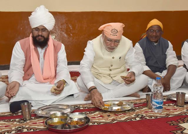 Narendra Modi at Shri Guru Ravidas Janmsthan Mandir