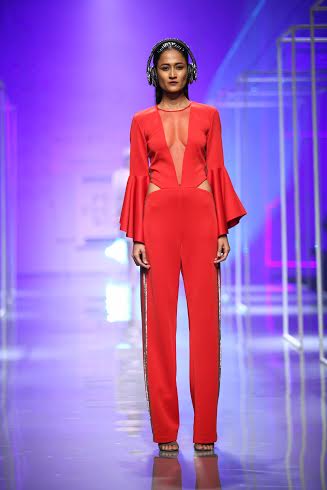 Amazon India Fashion Week: Athiya sashays down ramp for Jaya Rathore