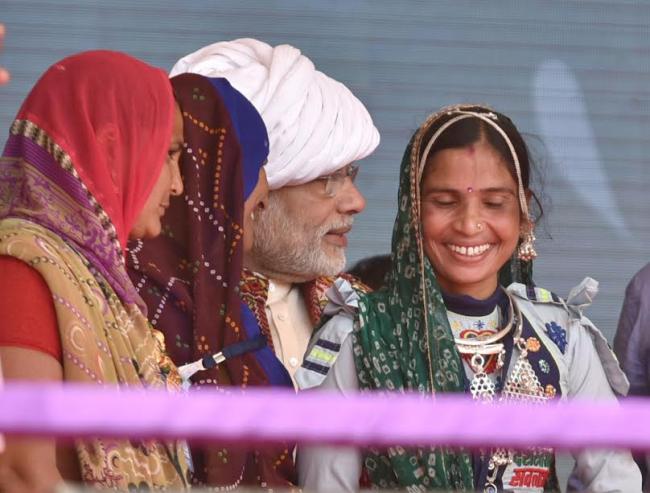 Narendra Modi arrives at Sardar Vallabhbhai Patel International Airport