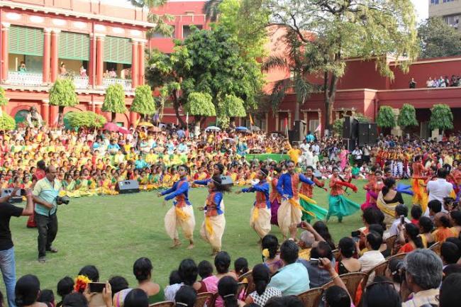 Jorasanko celebrates the â€˜Basanta Utsabâ€™