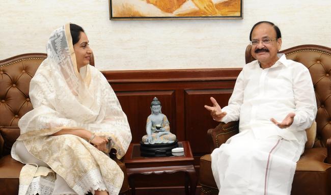 Harsimrat Kaur Badal calls on Venkaiah Naidu