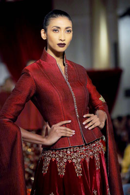 Arjun Rampal walks in India Couture Week 2017 Delhi for Rohit Bal