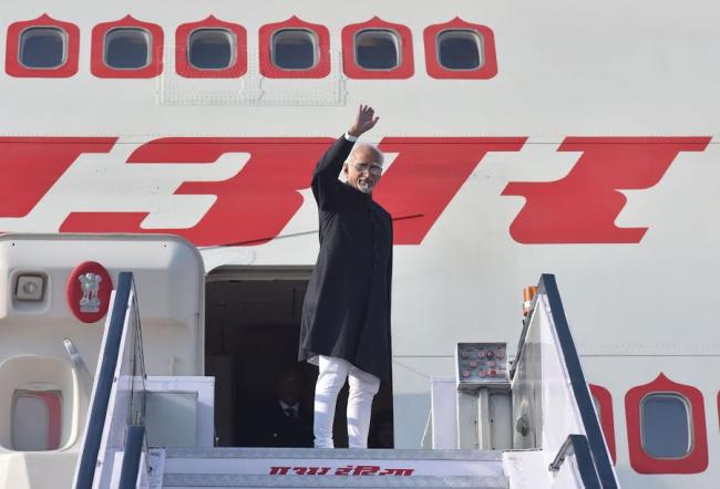 Manohar Parrikar addressing the inaugural ceremony of the RKSP New School Building, in Darjeeling