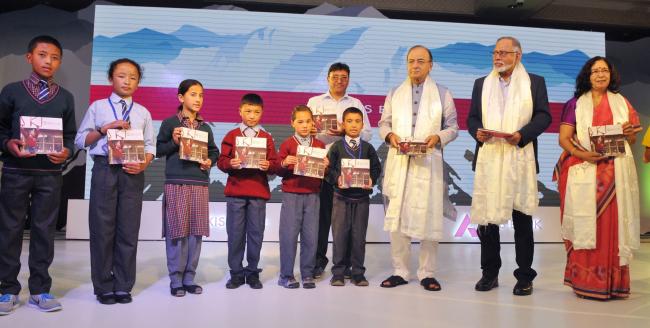 Arun Jaitley addressing at the launch of the Axis Bank CSR project