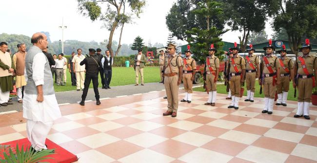 Home Minister meets IAS probationers in Mussoorie