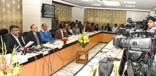  M. Hamid Ansari being presented with the â€˜Flag Stickerâ€™