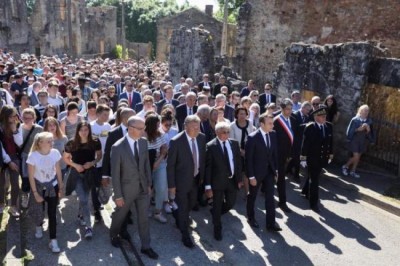 French parliamentary elections: Macron set for huge win