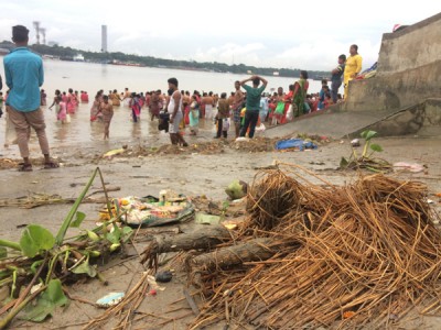 Bengal observes Mahalaya, gears up for Durga Puja