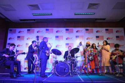 Ari Roland Jazz Quartet of the US and folk musicians of Bengal create magic through music 