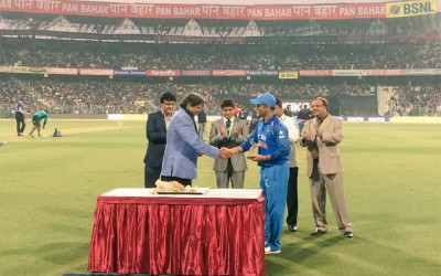 CAB feliciates former Indian skipper MS Dhoni
