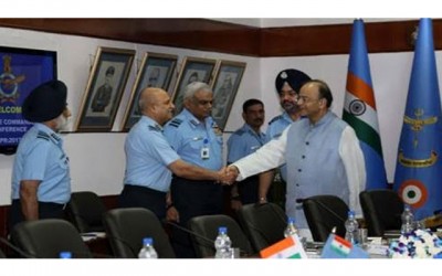 Arun Jaitley interacts with IAF Commanders during Air Force Commanders' Conference 