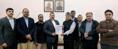 IRS officers meet Jitendra Singh, seek DoPT intervention