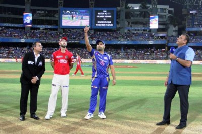 IPL 2017: Mumbai Indians wins toss, elects to field