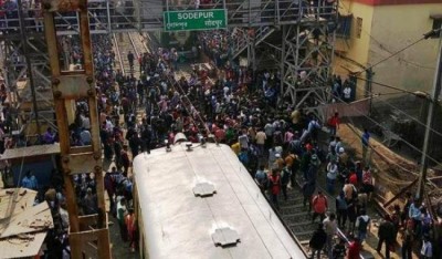 Kolkata: Locals block rail track after train knocks down man, service hit