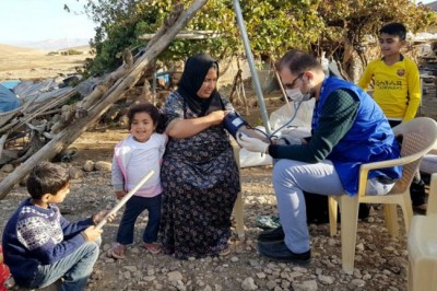 UN agencies rush in medical supplies for thousands wounded in Iran-Iraq earthquake