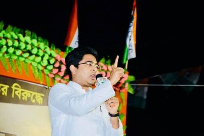 Abhishek Banerjee slaps legal notice against Mukul Roy over Biswa Bangla controversy