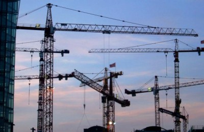 UK: Crane collapse kills two men in Crewe