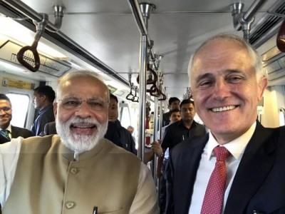 PM Modi and his Australian counterpart take the Delhi Metro to Akshardham Temple  