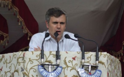 Clarify controversy raised over functioning of EVMs: Omar Abdullah tells EC