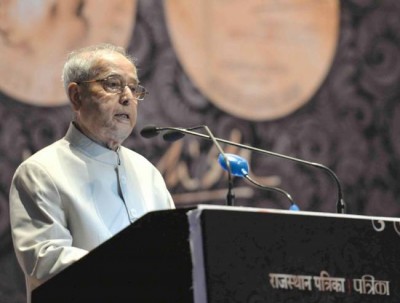 President Pranab Mukherjee wishes Belarus on I-Day eve