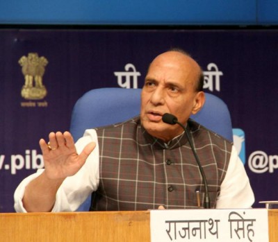 Rajnath Singh arrives Srinagar on three-day J & K visit, meets Mehbooba Mufti