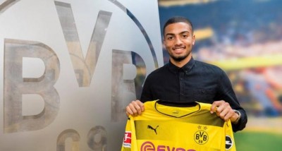 Borussia Dortmund signs Jeremy Toljan