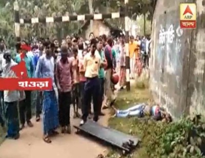 West Bengal: Youth falls off crowded local train, dies