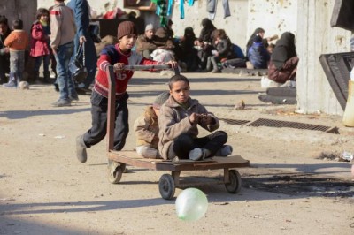 â€˜Give peace a chance,â€™ urges UN official, reporting sense of optimism as Aleppo ceasefire hold