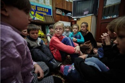 Children in east Ukraine need urgent care to overcome trauma of conflict â€“ UNICEF