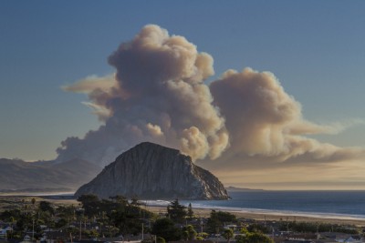Mount Agung eruption: Bali airport closed, thousands of tourists stranded