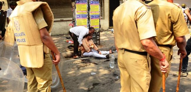 BJP activists clash with Kolkata police, march to Lalbazar turns violent 