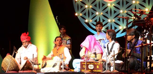 Music captures hearts at Shree Cement Sacred Pushkar 2017