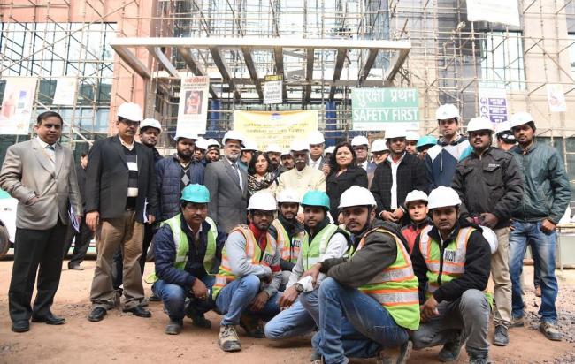 Mr. Stephen Harper calling on the Prime Minister, Narendra Modi