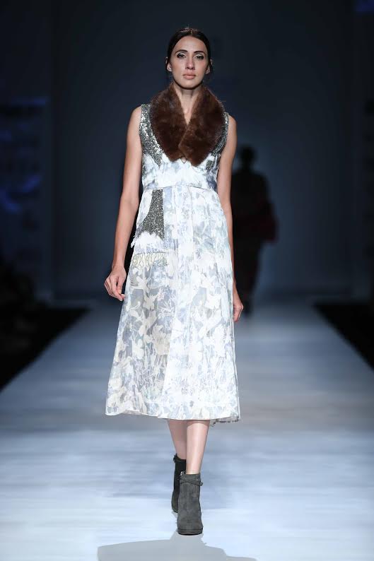 Vaani Kapoor walks ramp at Amazon India Fashion Week