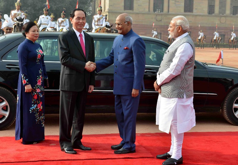 The President of  Vietnam  calls on Indian President,PM