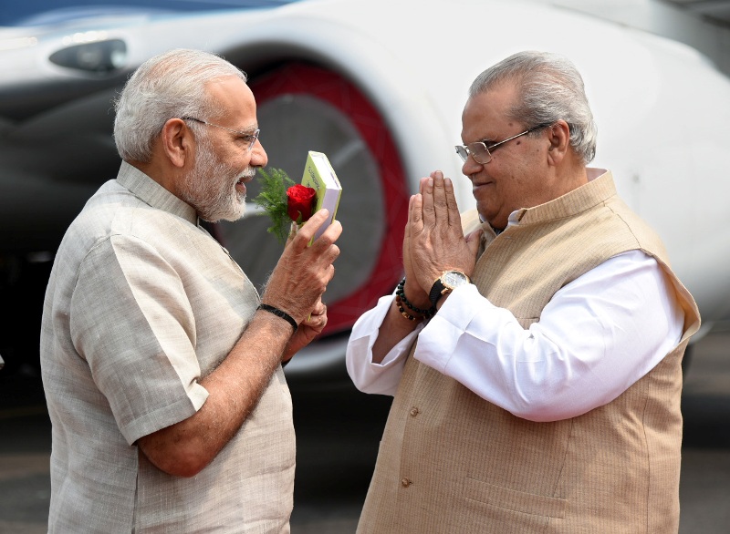 PM Modi meets Governor of  Bihar Satya Pal Malik  and CM of Bihar Nitish Kumar