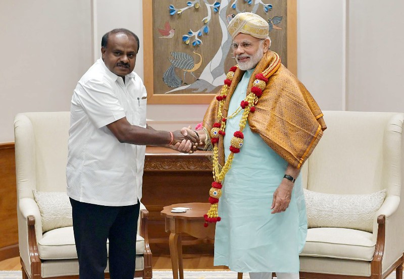 Karnataka CM H.D Kumarswamy calls on Modi