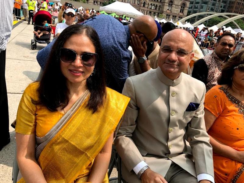 Toronto's India Day Parade pays tribute to Indian multiculturalism 