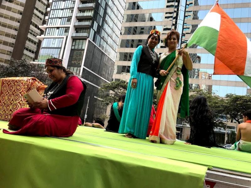 Toronto's India Day Parade pays tribute to Indian multiculturalism 