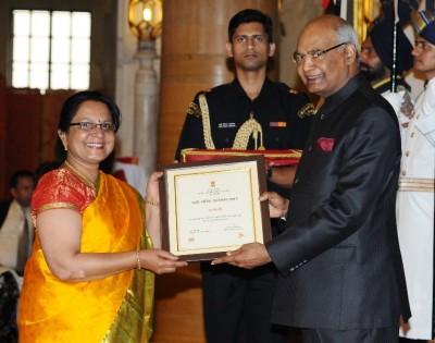 President Ram Nath Kovind Presents the  Nari Shakti Puruskar 