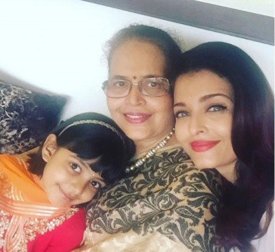 Ash spends Rakhi with mother, daughter, shares adorable images on social media