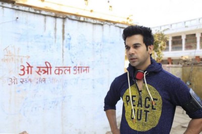 Actors Rajkummar Rao and Shraddha Kapoor's Stree earns Rs. 6 cr on opening day