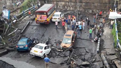 Majherhat bridge collapses in south Kolkata