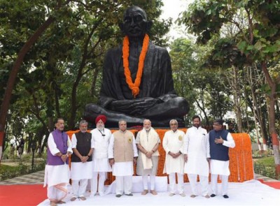 PM Modi addressed Swachhagrahis and launched several development projects in Bihar on Tuesday 