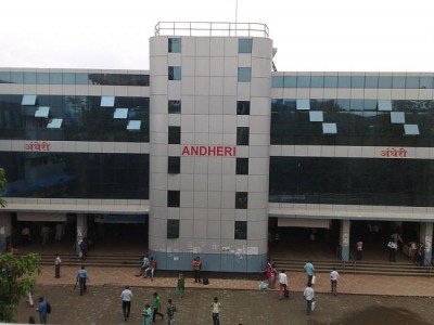 Mumbai: Part of bridge collapses at Andheri Station, rail service hit