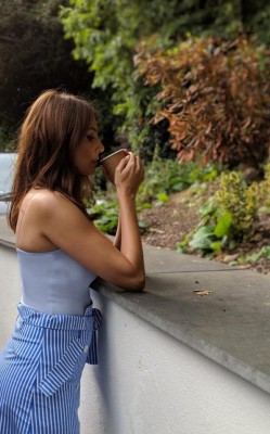 Anushka Sharma looks gorgeous in latest social media image 