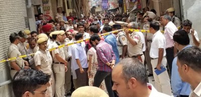 11 members of a family found dead inside Delhi residence