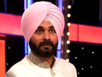 Sedition case filed against Navjot Singh Sidhu for hugging Pak Army Chief