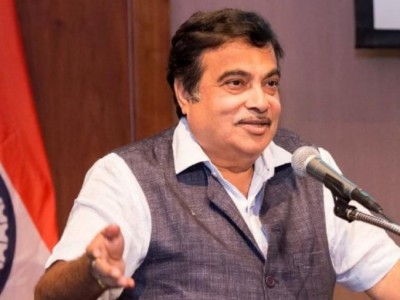 Nitin Gadkari releases Indiaâ€™s first ever Highway Capacity Manual