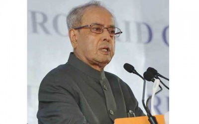 Pranab Mukherjee to attend RSS event today, daughter Sharmistha Mukherjee tweets resentment 